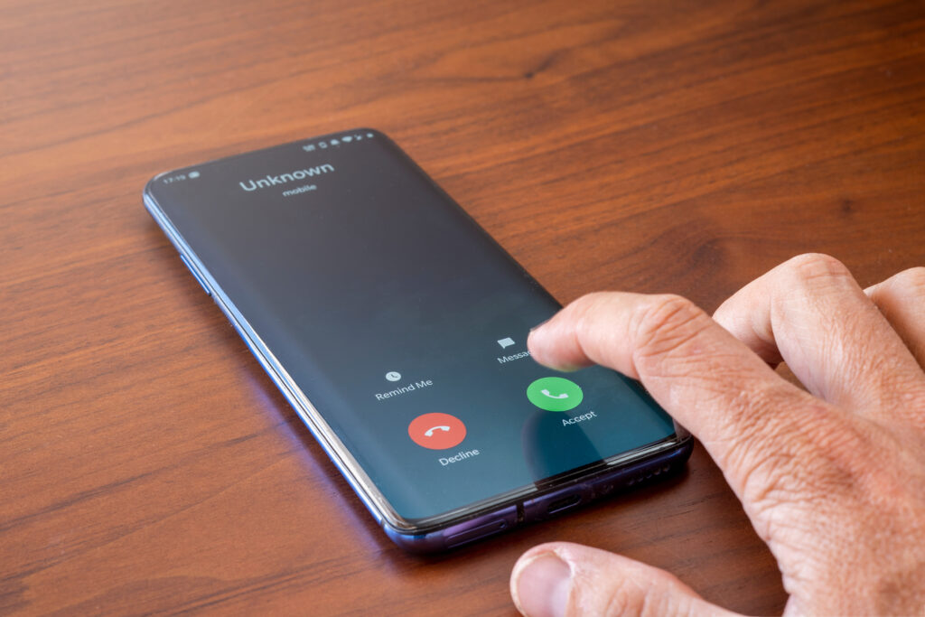 Choosing the Best Phone for Elderly: A Comprehensive Guide