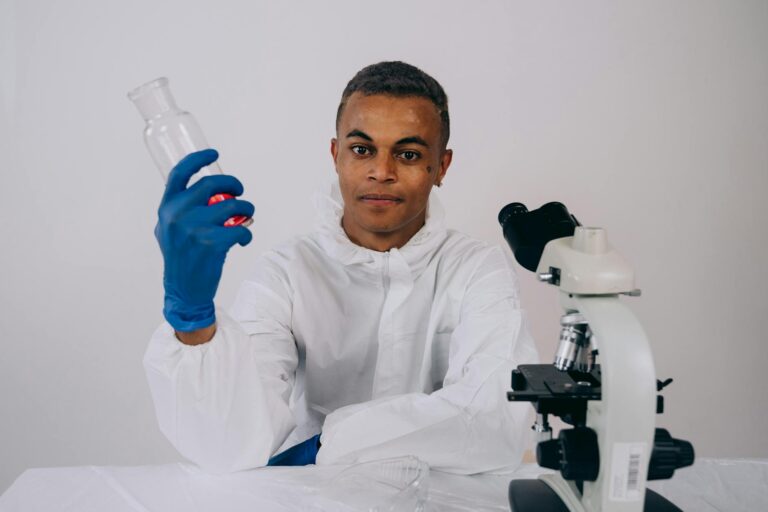 How Scientists Track Tau Progression in Alzheimer's Patients - Featured image