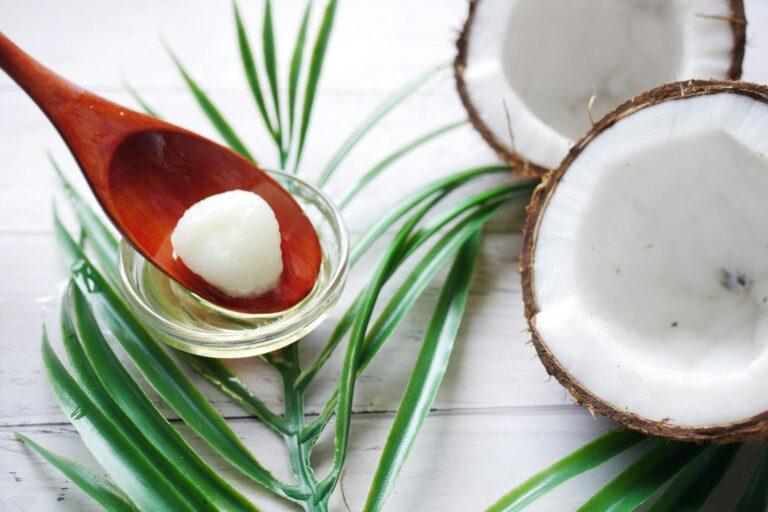 Can Coconut Oil Reverse Alzheimer's Symptoms? A Fact Check - Featured image