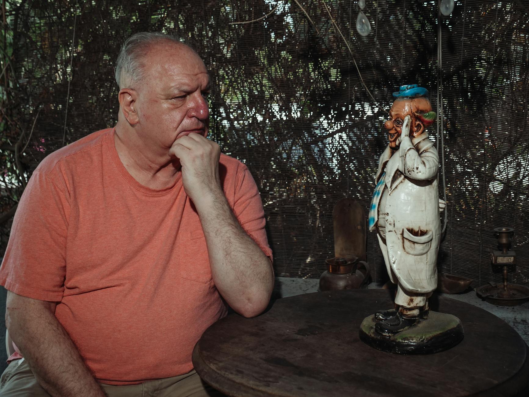 How Does Dementia Life Expectancy Compare Between Nursing Homes and Home Care?