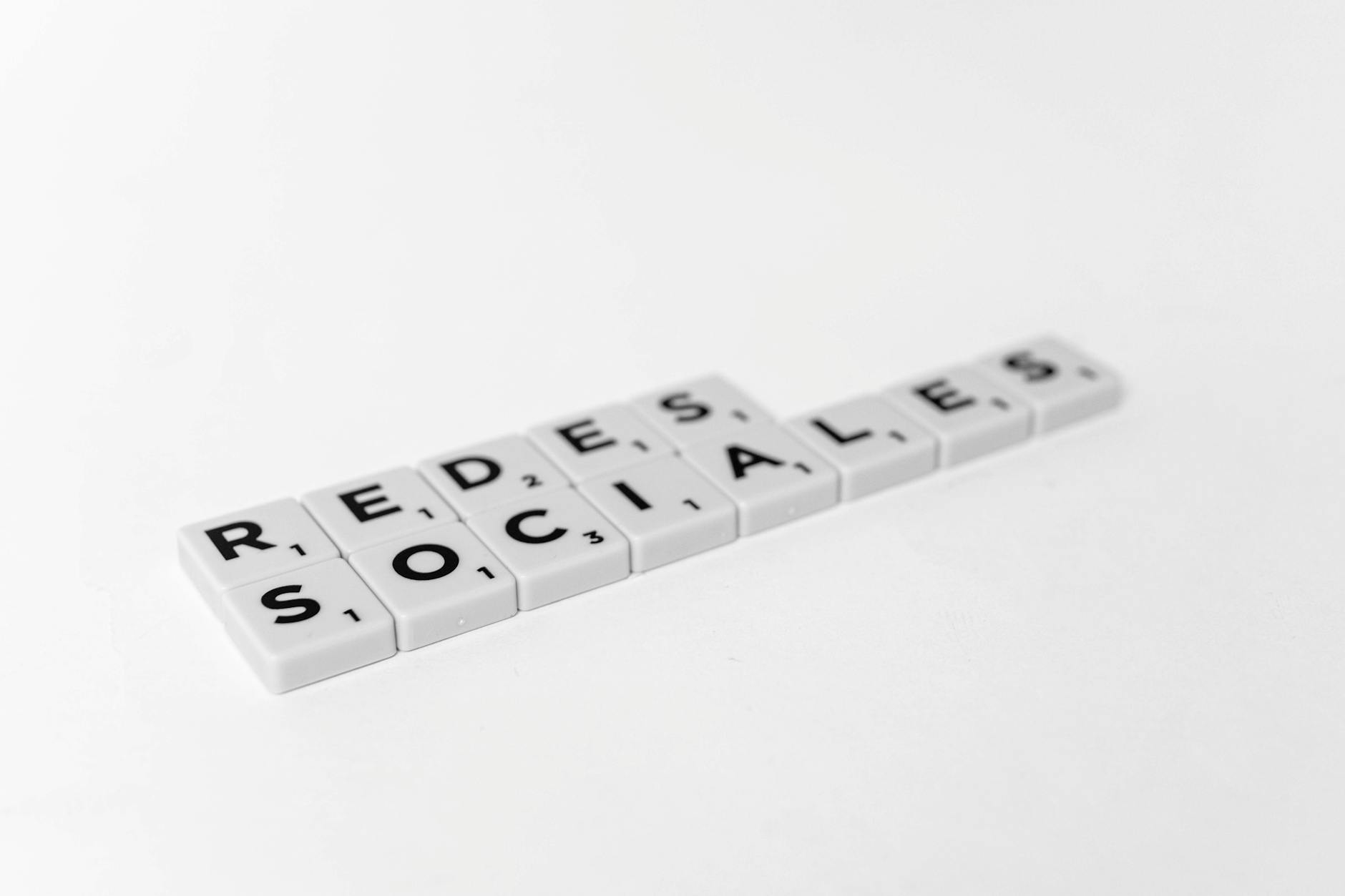 How Seating Arrangement Affects Social Engagement in Alzheimer's Care