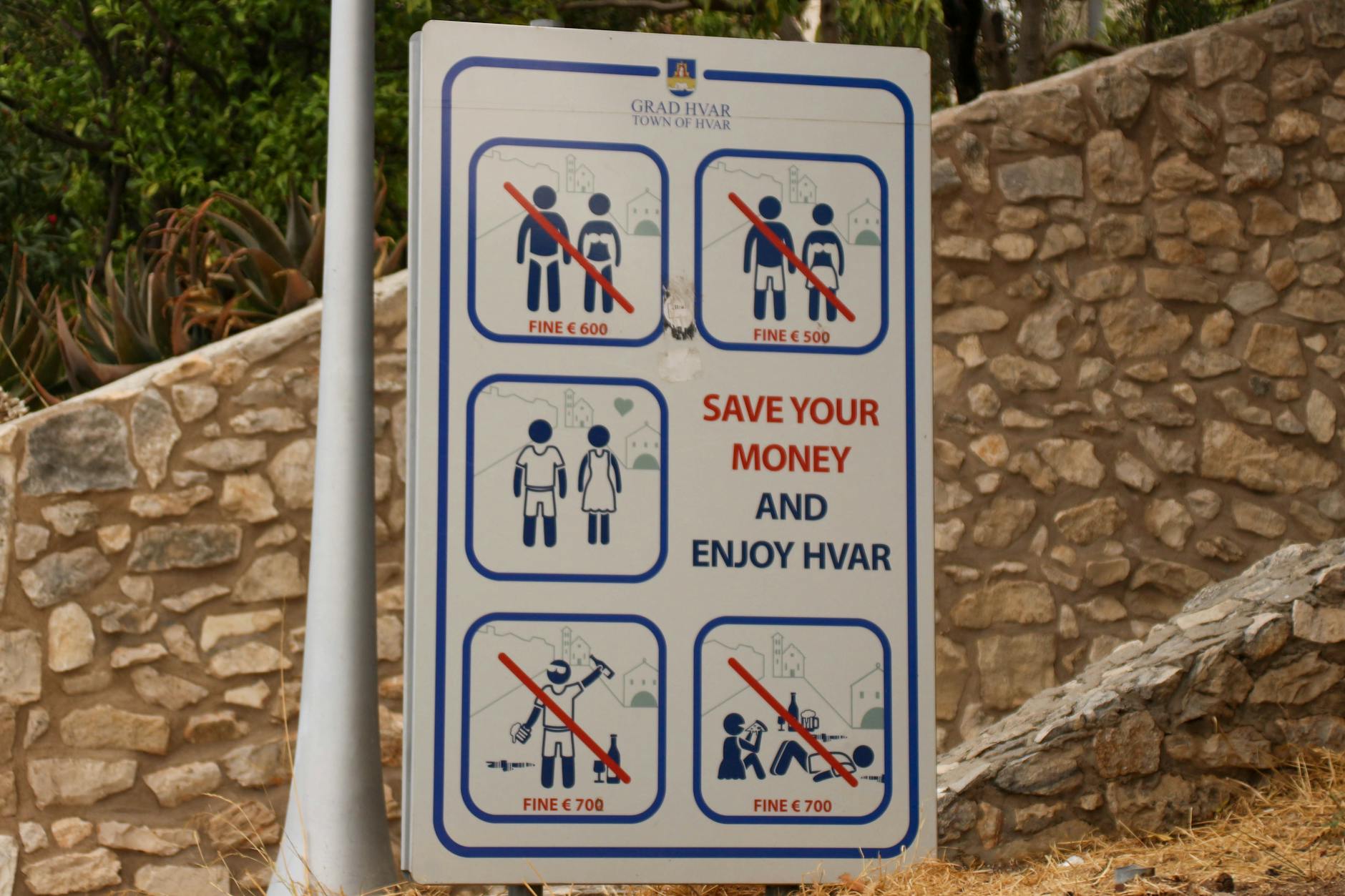 Physical and Behavioral Warning Signs Caregivers Should Never Ignore