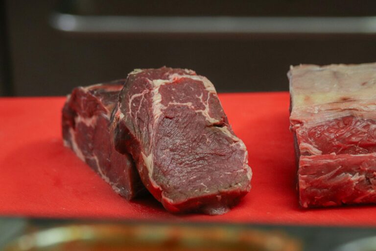 Red Meat Consumption and Alzheimer's Risk: What Studies Show - Featured image