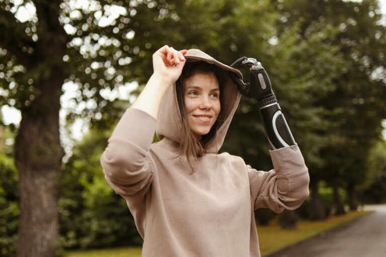 What are the best adaptive clothing options for dementia patients - Featured image