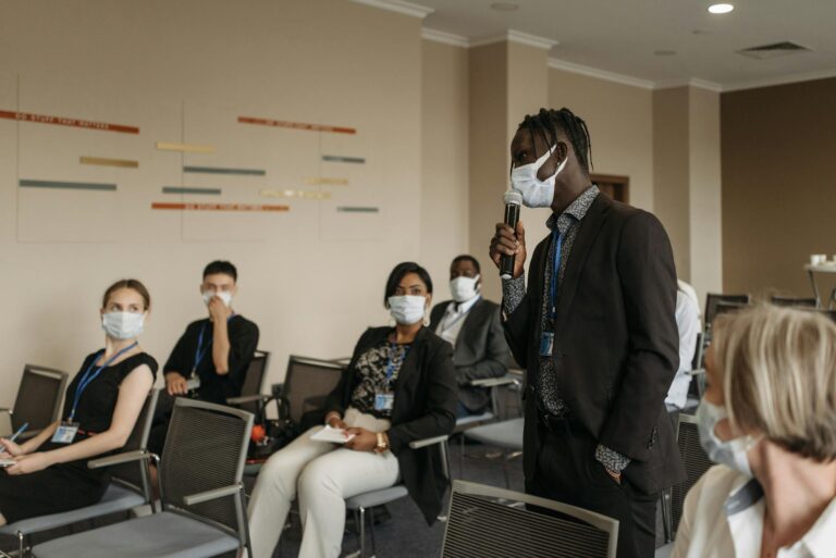 What's the Best Adaptive Chair for Alzheimer's Dining? - Featured image