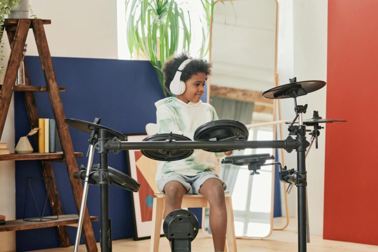 What's the Best Headphones for Alzheimer's Music Therapy? - Featured image