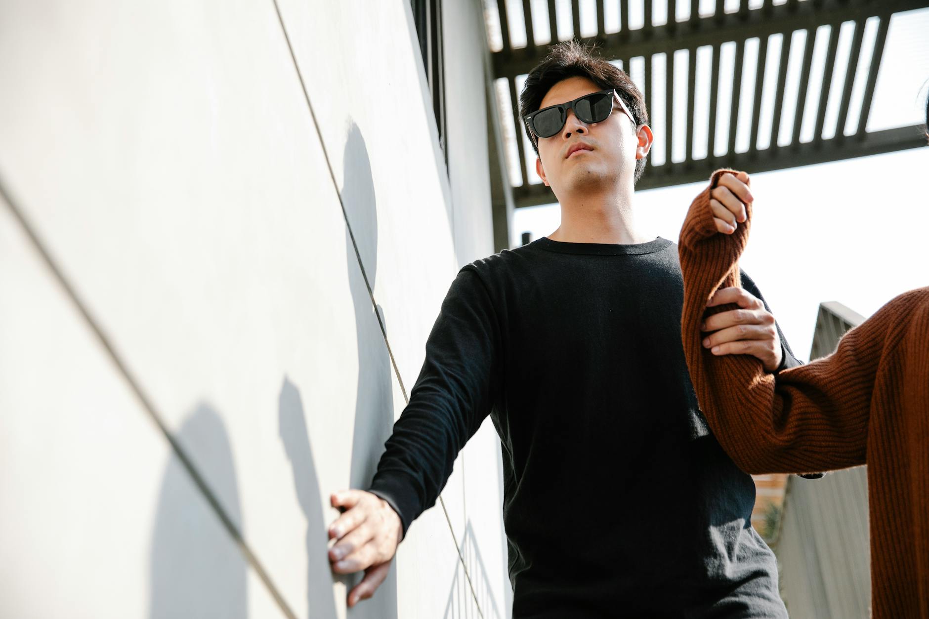 What Symptoms Accompany Global Cerebral Atrophy?