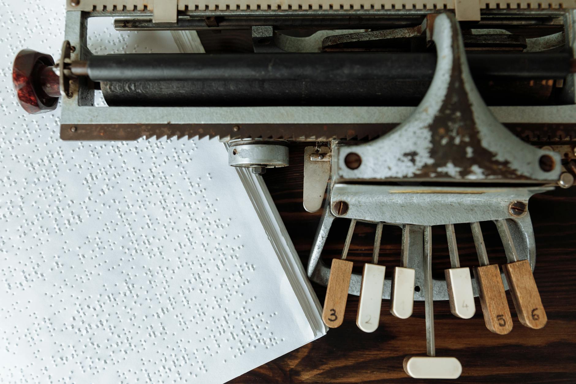 What Types of Tactile Blankets Help Alzheimer's Patients?