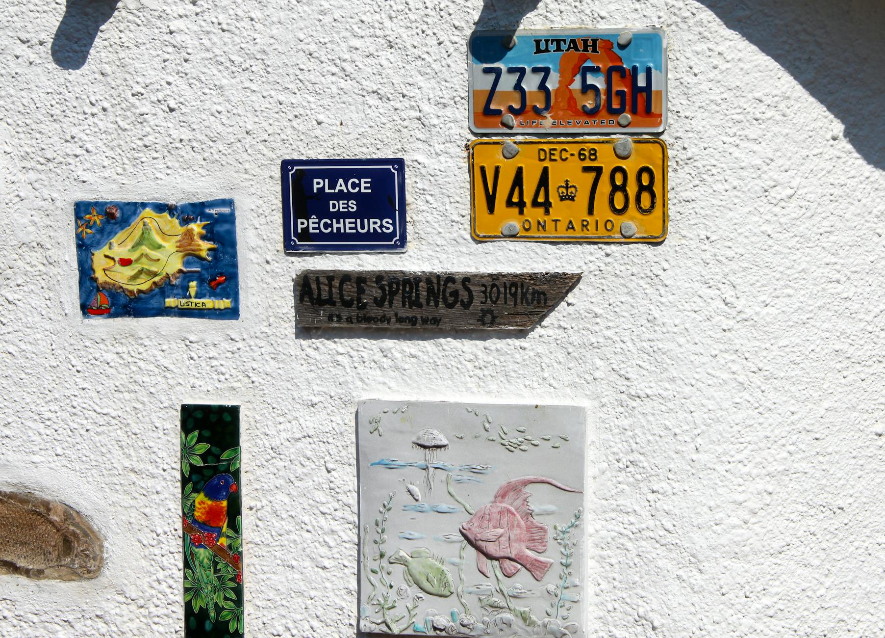 Where Should Dementia-Friendly Signs Be Placed?