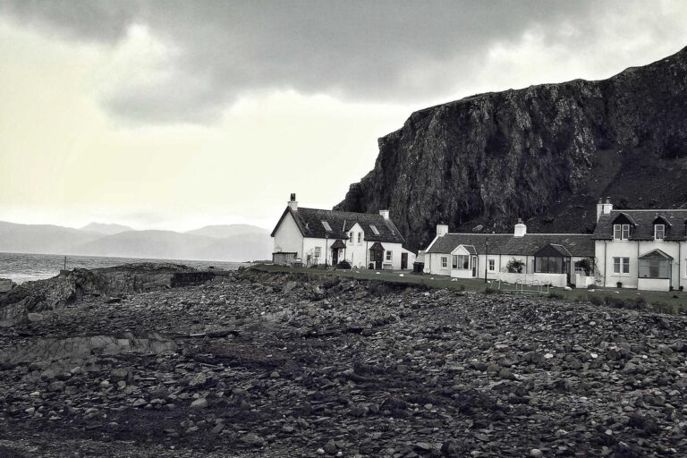 10 Causes of Lumbar Spine Damage According to Specialists - Featured image