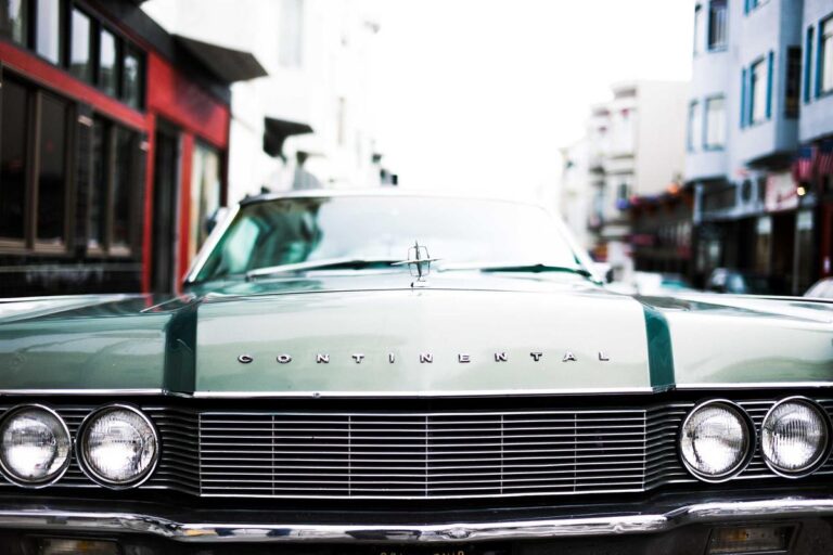 9 Symptoms of Lumbar Spine Instability That Can Affect Balance - Featured image