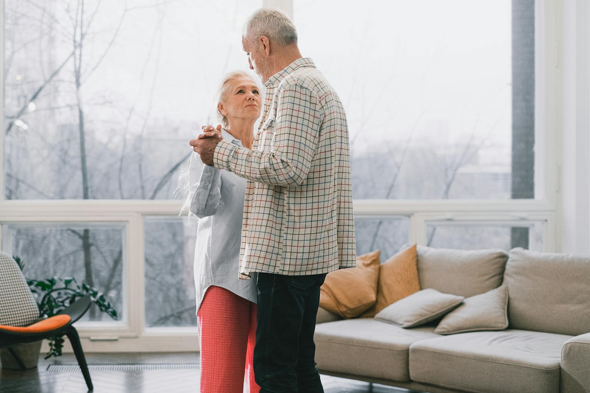 Are You Experiencing Balance Problems or Difficulty Standing on One Leg?