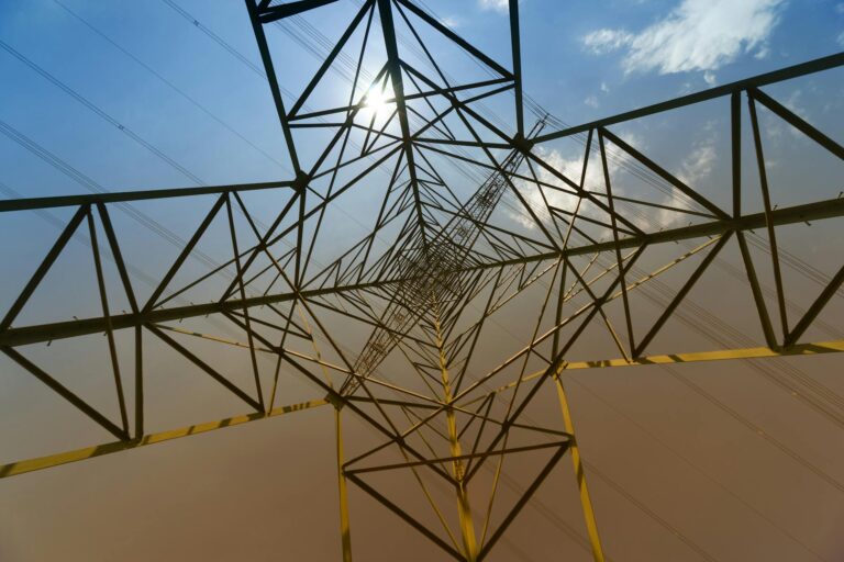 Energy Grid Faces Increased Risk During Heat Surge - Featured image