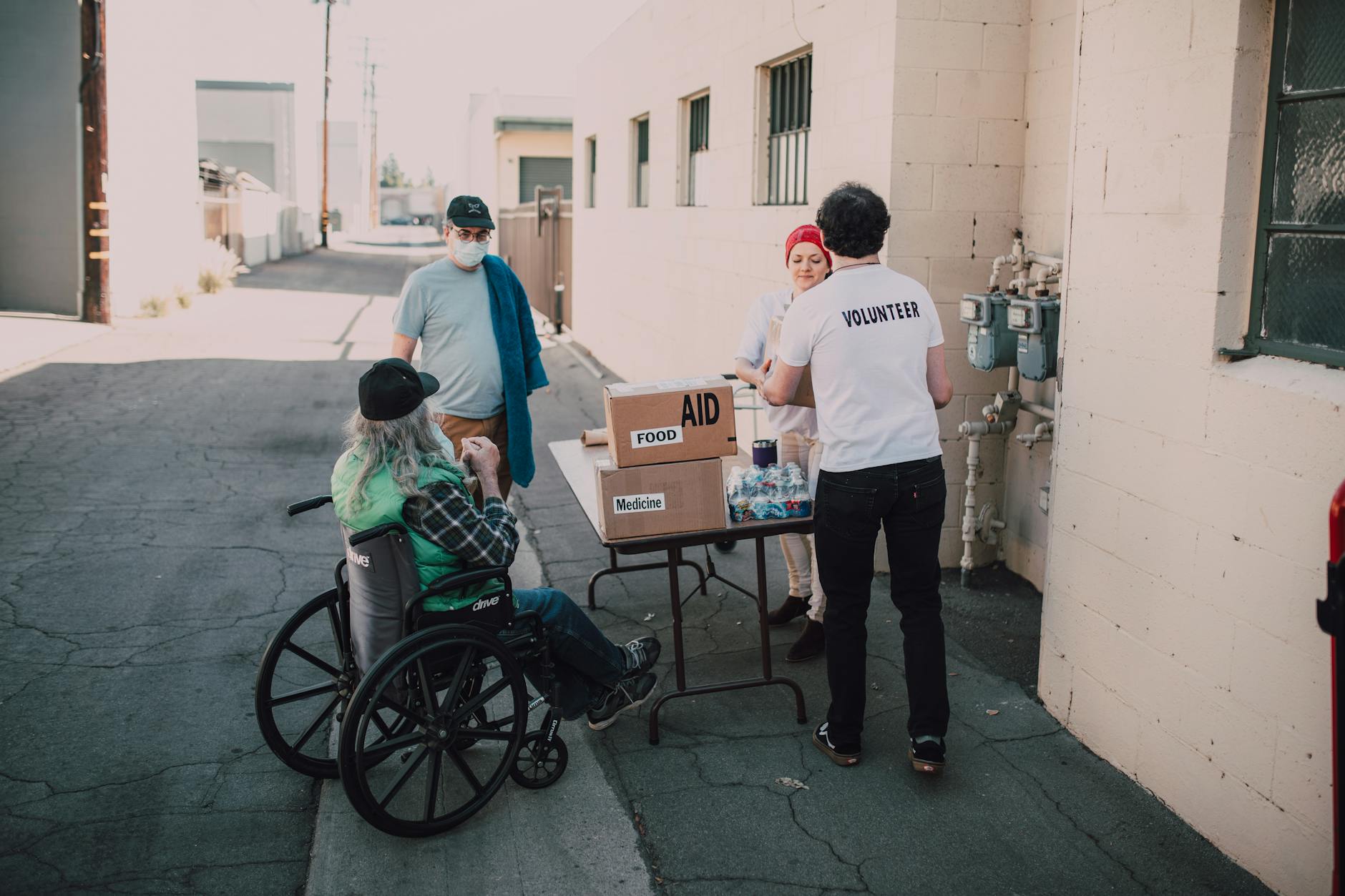 How Do Fundraising Walks Create Connection for Families Affected by Alzheimer's?