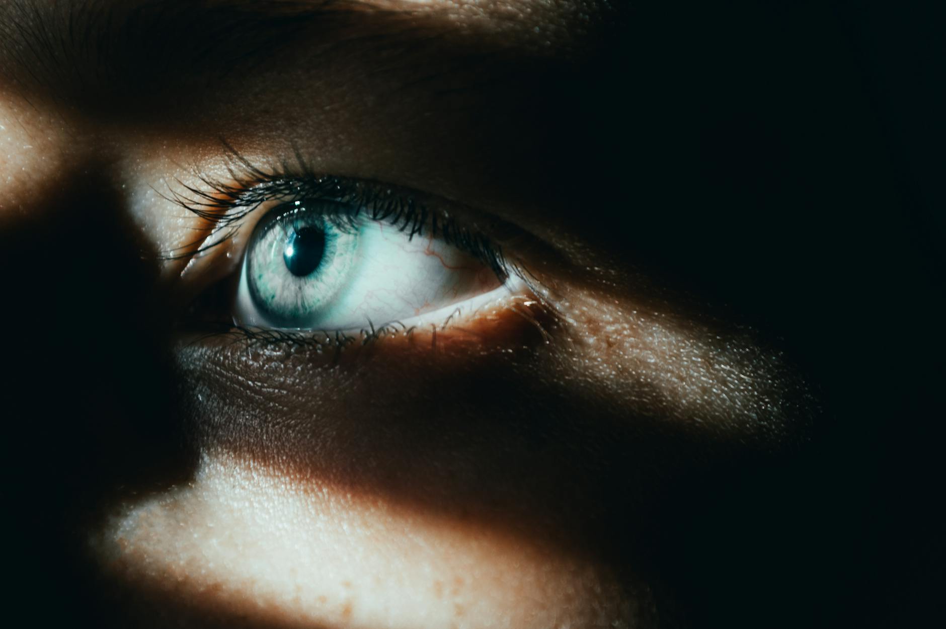 How Do Restasis and Xiidra Actually Work Differently for Dry Eye Disease?