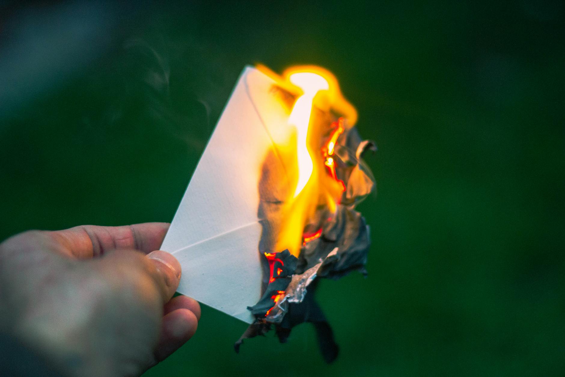 How Do Sustained-Release Drugs Control When Medication Enters Your Body?