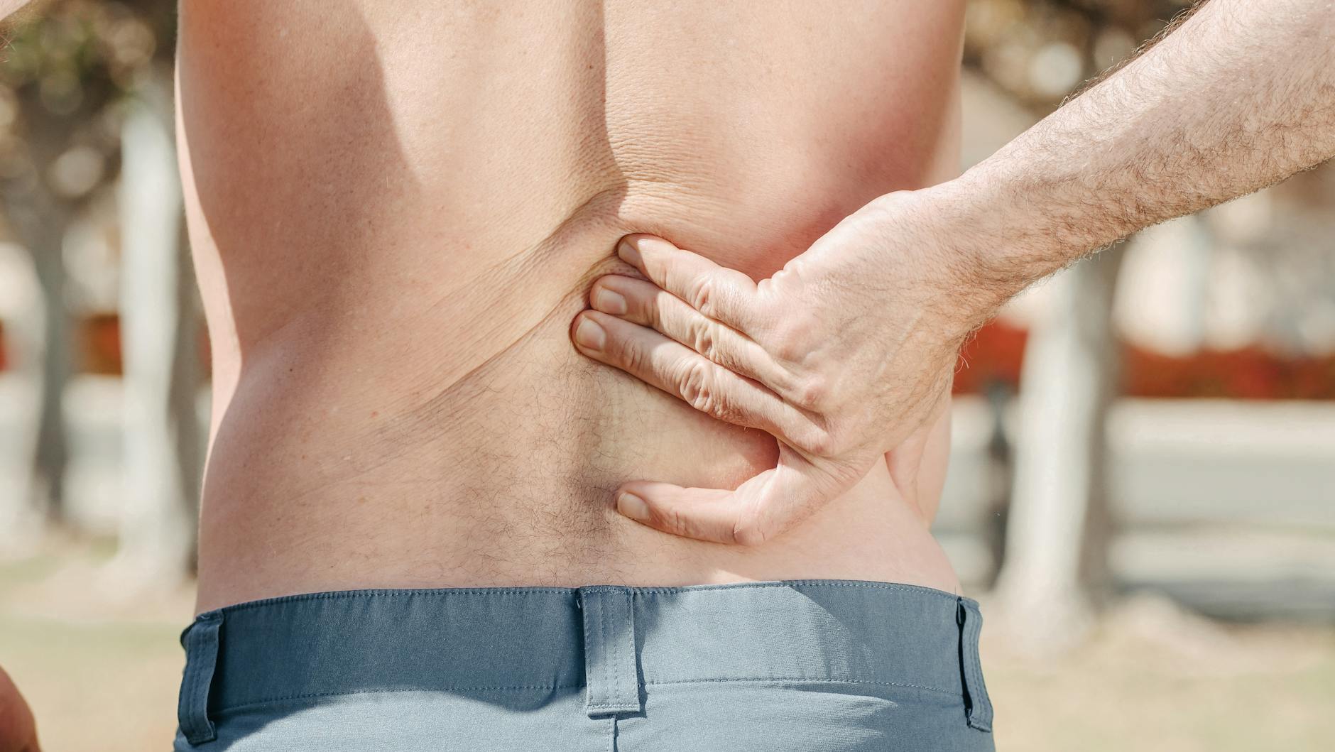 How Do You Know If Your Lower Back Pain Is a Bulging Disc or a Muscle Injury?