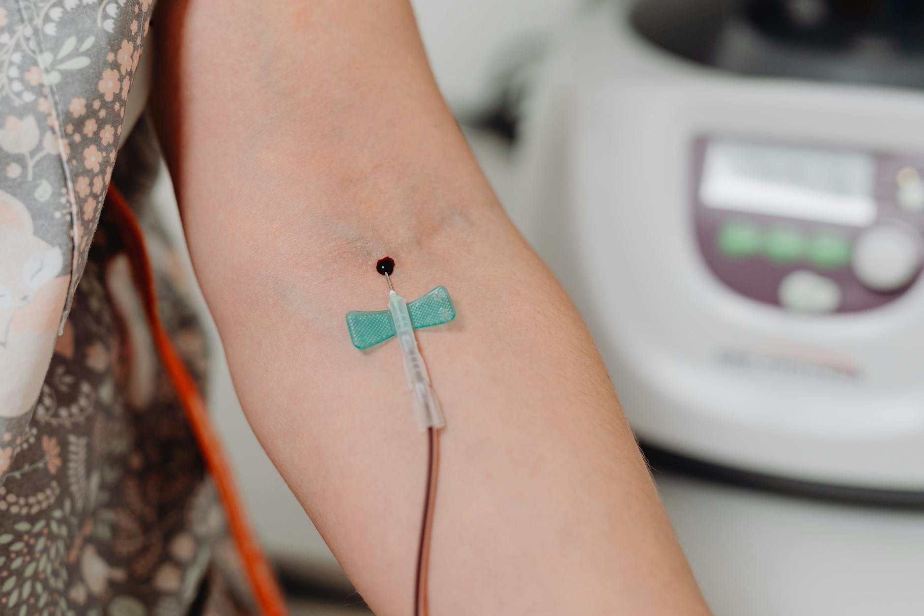 How Does the p-tau217 Blood Test Predict Alzheimer's Symptom Onset?