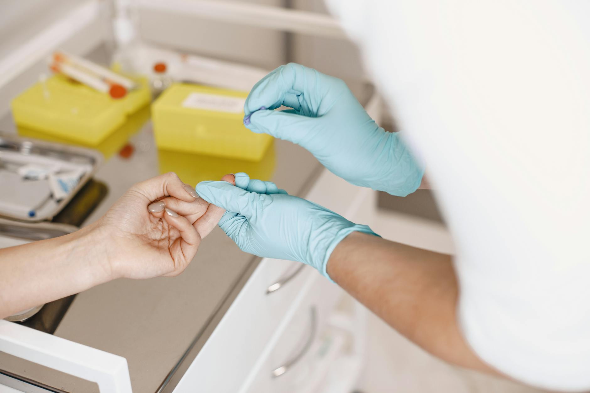 How Far Back Can Blood Tests Predict Alzheimer's Symptoms?