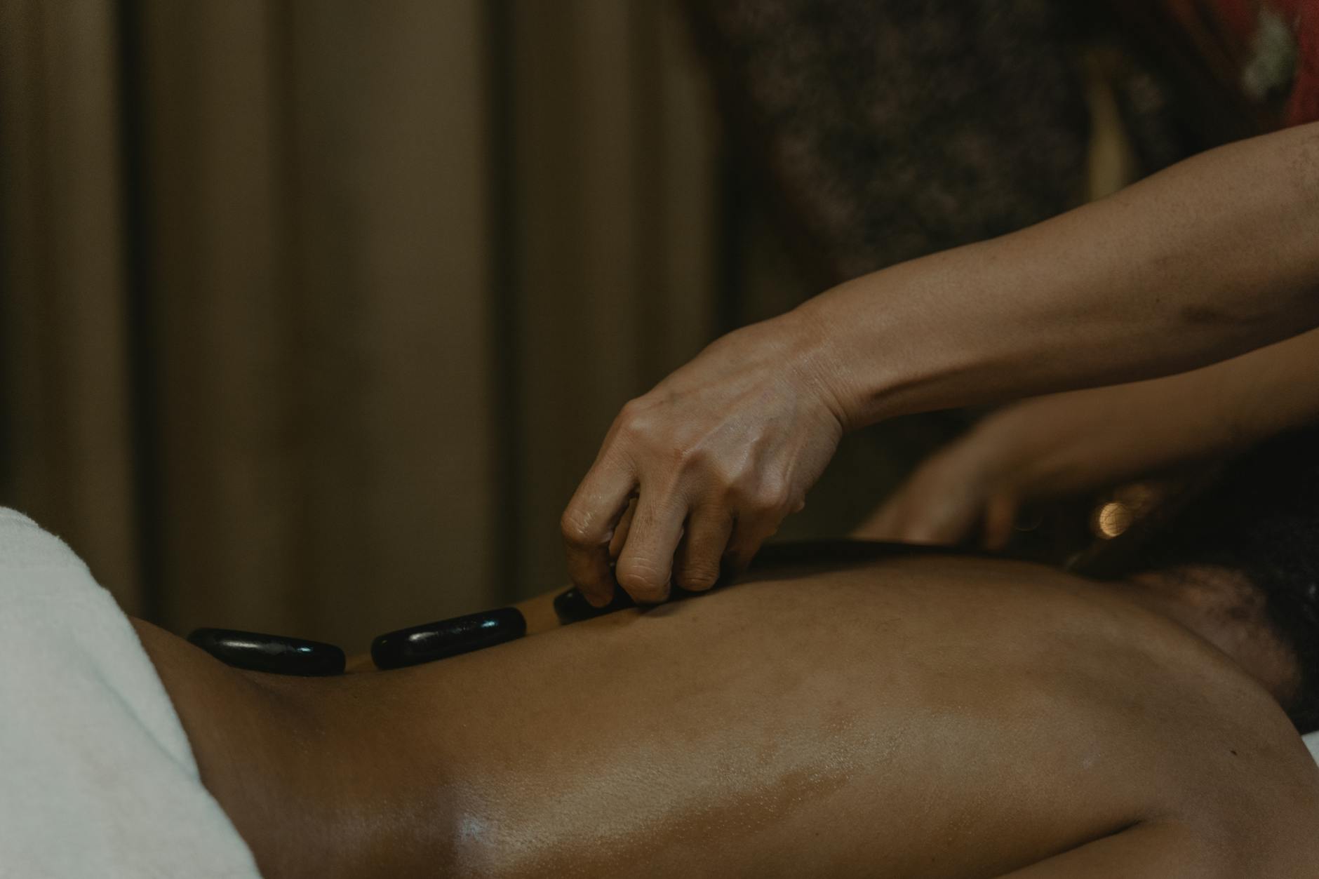 How Localized Back Pain and Stiffness Signal a Herniated Disc