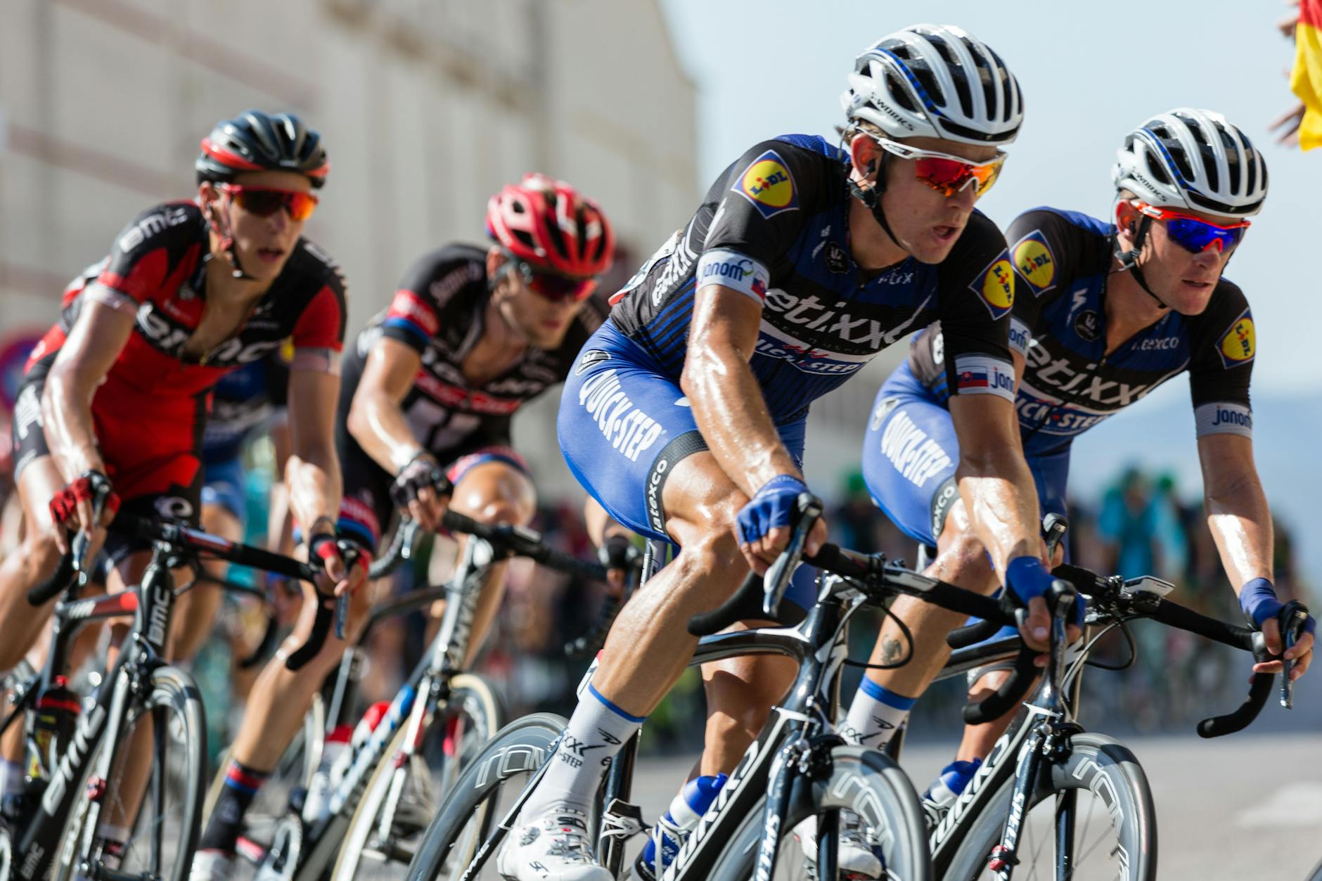 Independent Racing Teams: The Grassroots Approach to Motorsports Fundraising