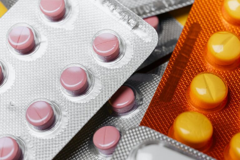 Oral Medication Preserves Brain Volume in Early Alzheimer's Patients - Featured image