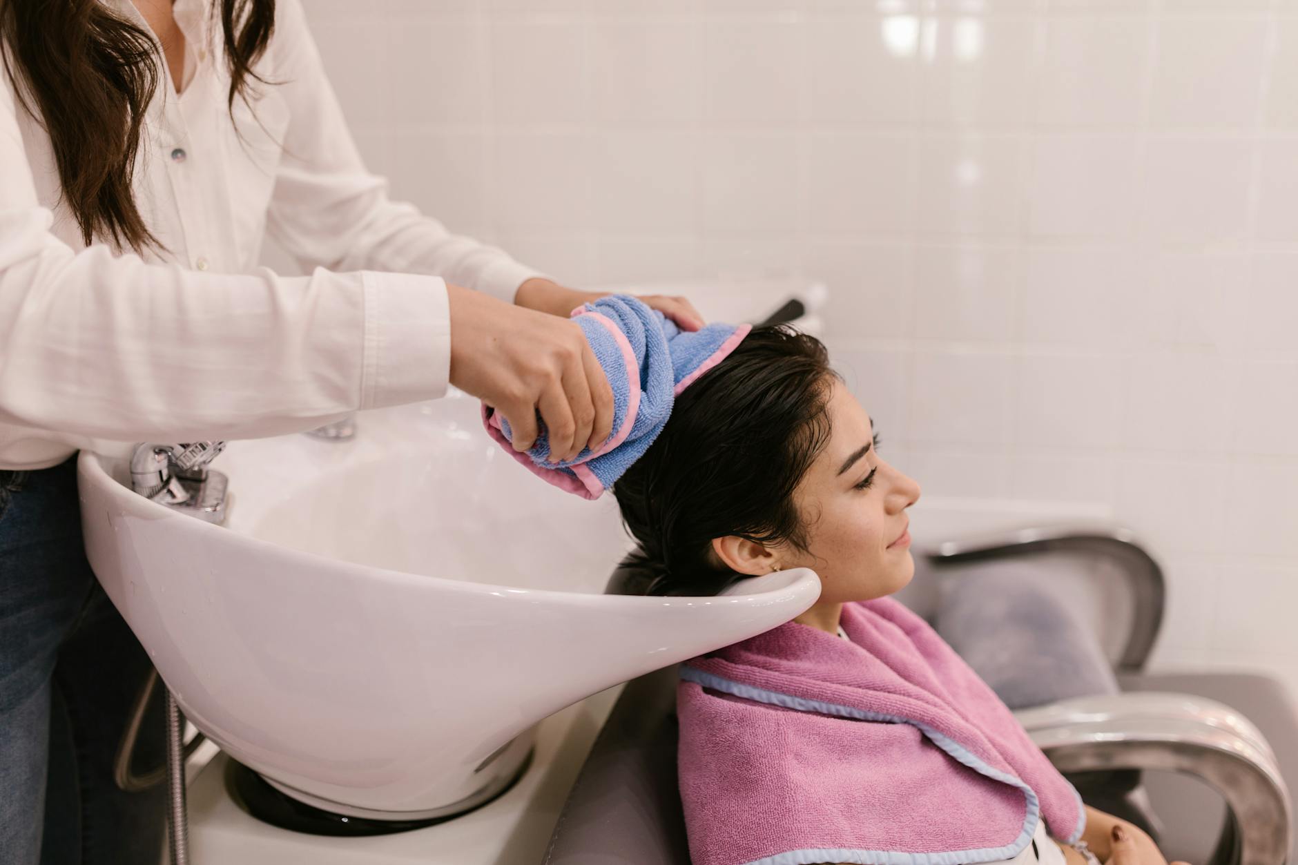 Red Light Therapy for Hair Growth and Thickness