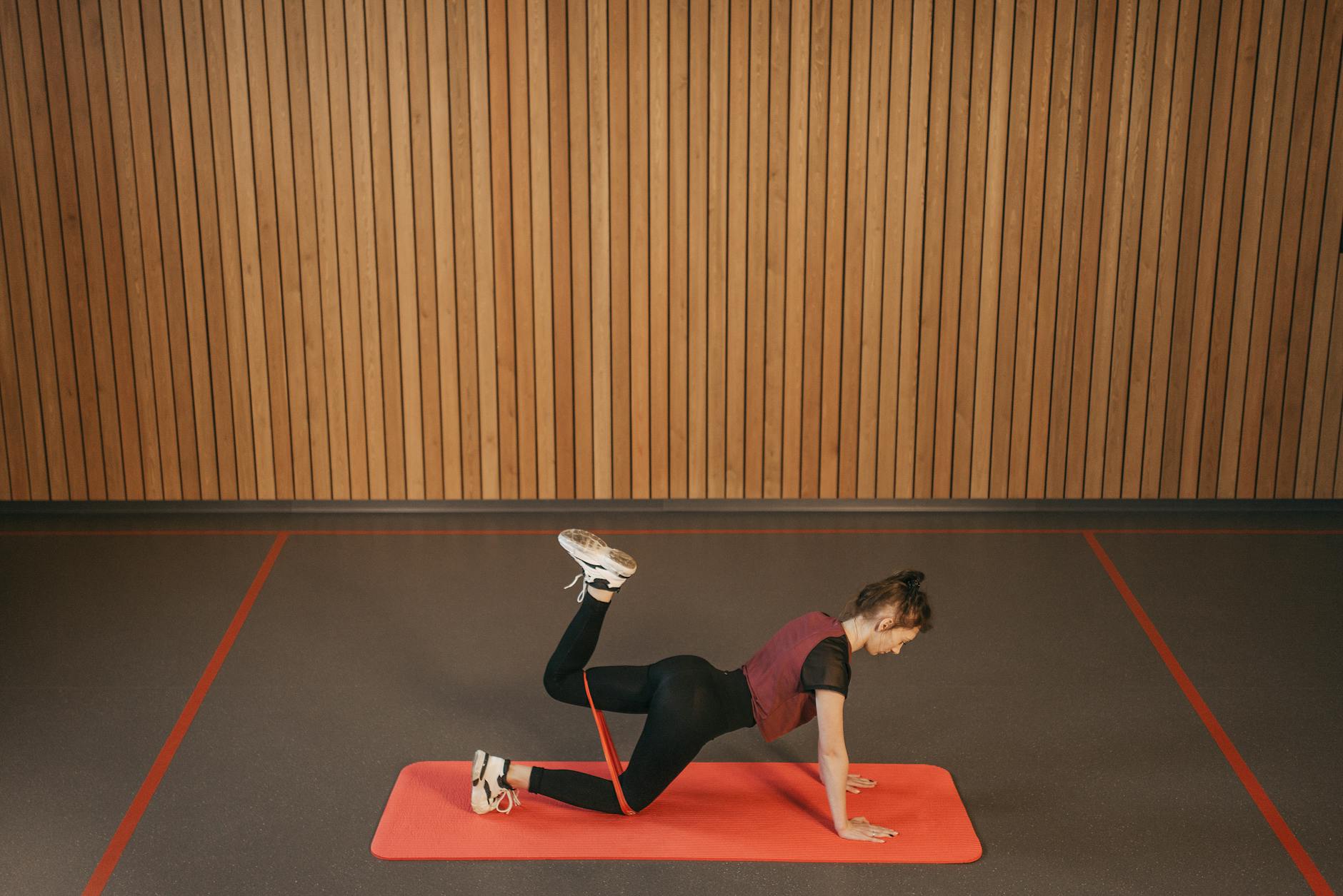 Strengthening the Gluteal Muscles to Stabilize the Pelvis