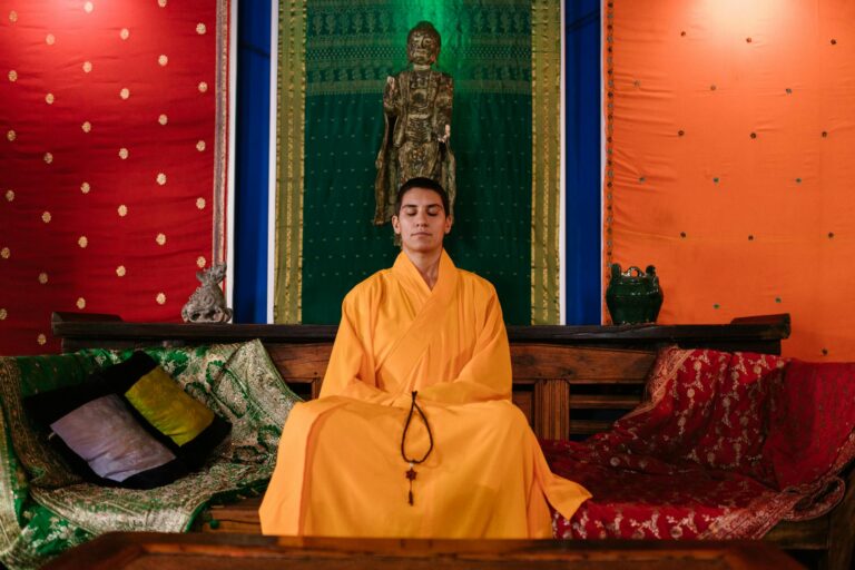 The Antibiotic Given to Newborns' Eyes — Why It's Mandatory by Law - Featured image