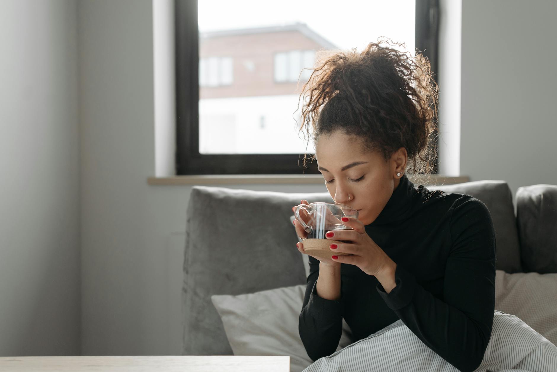 The Difference Between Coffee and Tea—and What the Research Shows