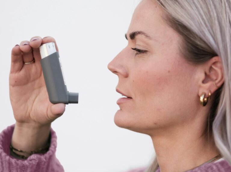 The Hidden Ingredient in Some Inhalers That Worsens Asthma - Featured image