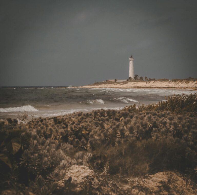 The Medication You're Probably Not Told to Take at Night That You Should - Featured image