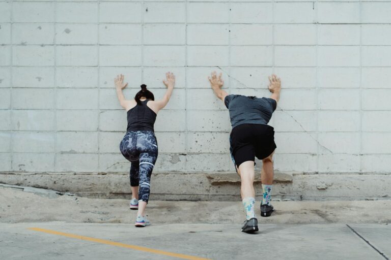 The Stretch Doctors Suggest for SI Joint Pain - Featured image