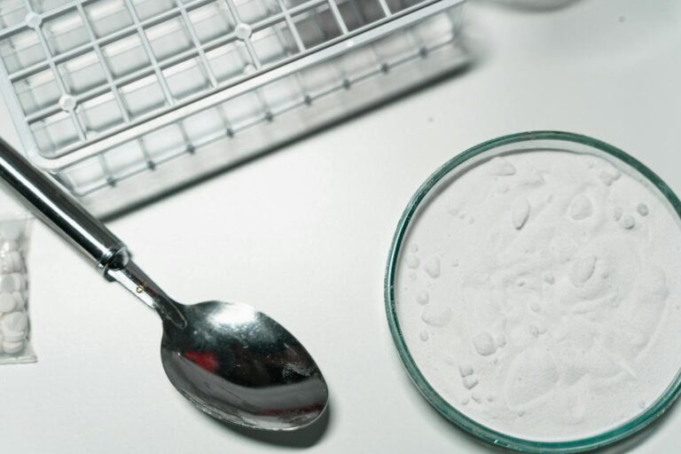 This one substance may help protect your brain as you age - Featured image