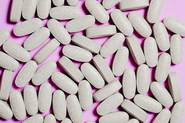 This Prescription Painkiller Is 10 Times Stronger Than Morphine — And Legal - Featured image