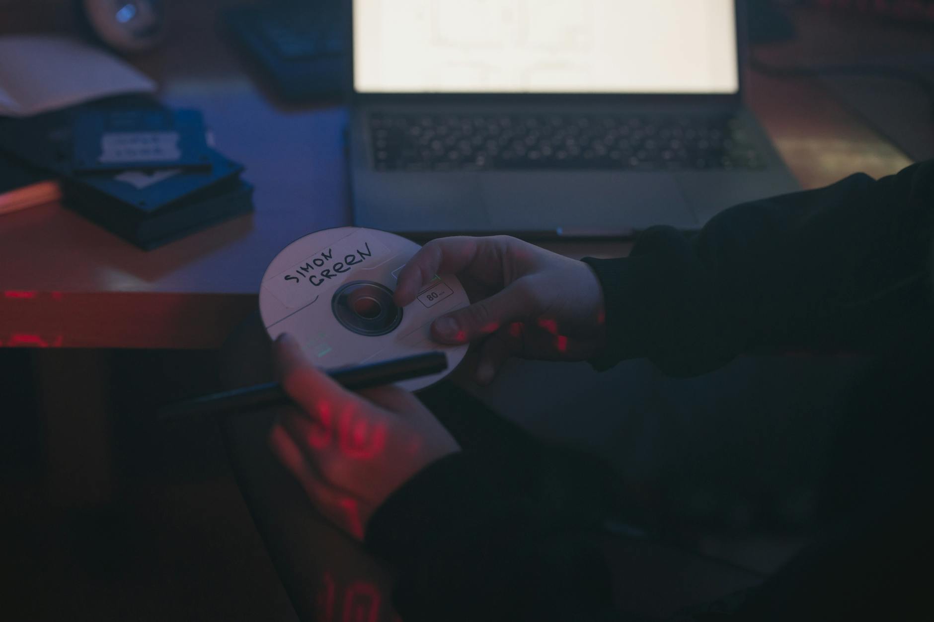 What Is the Disc Structure and How Does It Herniate?