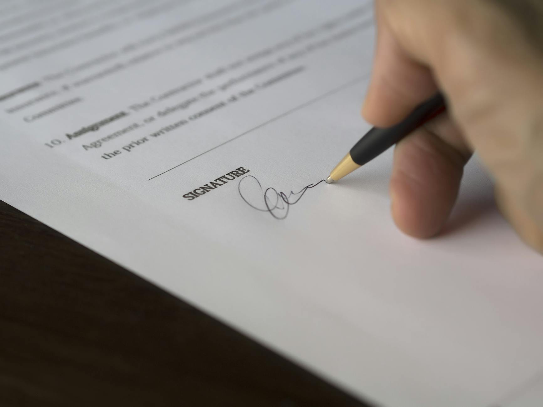 What Types of Legal Actions Are Being Filed Over Alzheimer's Patient Care Violations?