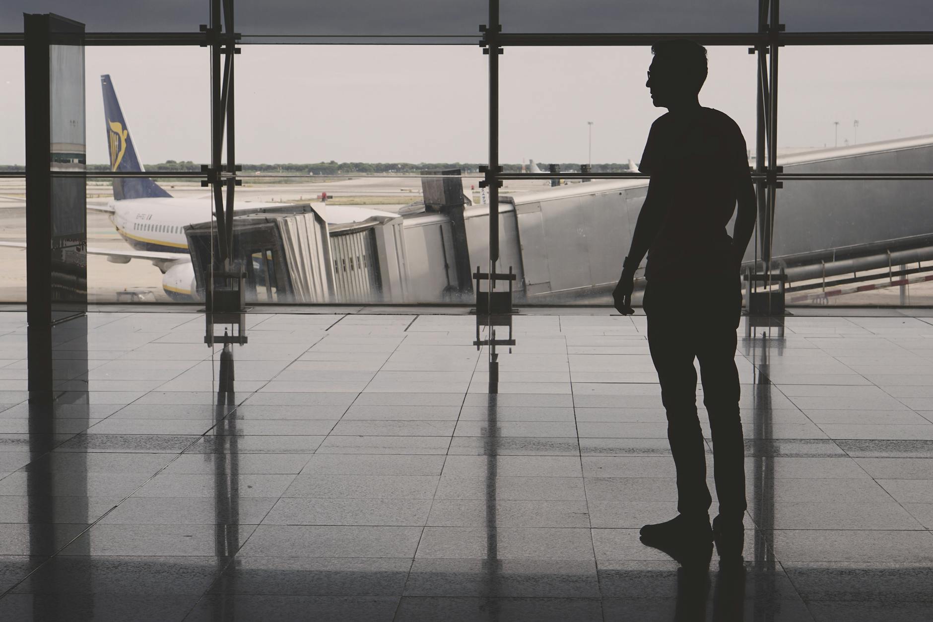 Which Airports Are Experiencing the Longest Wait Times?