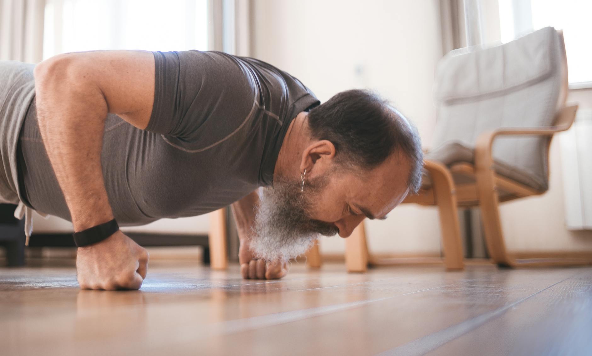 Which Seven Exercises Do Doctors Recommend for Lower Back Strength?