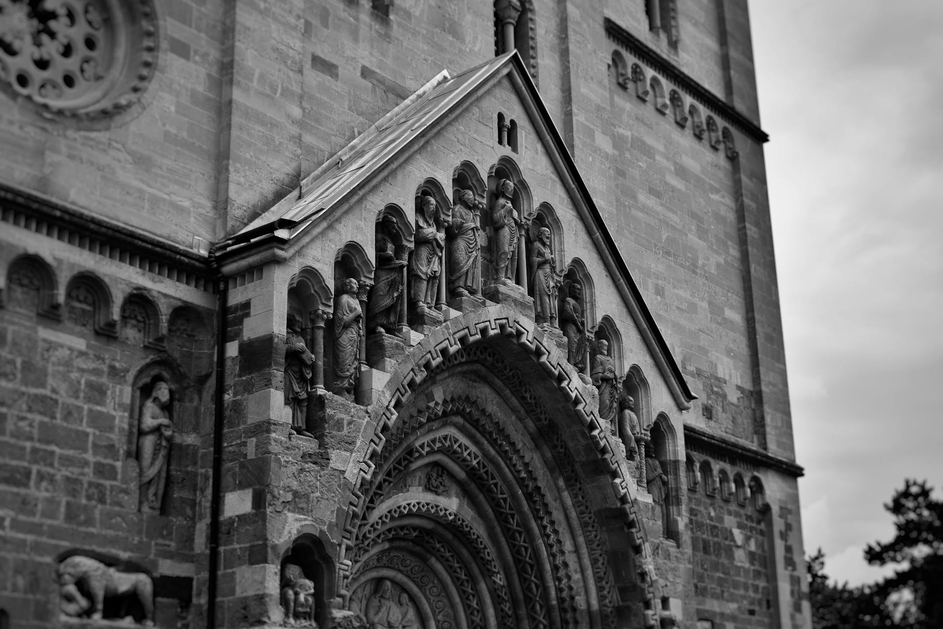 Why Are JAK Inhibitors Gaining Ground Over Traditional Biologics for Arthritis?