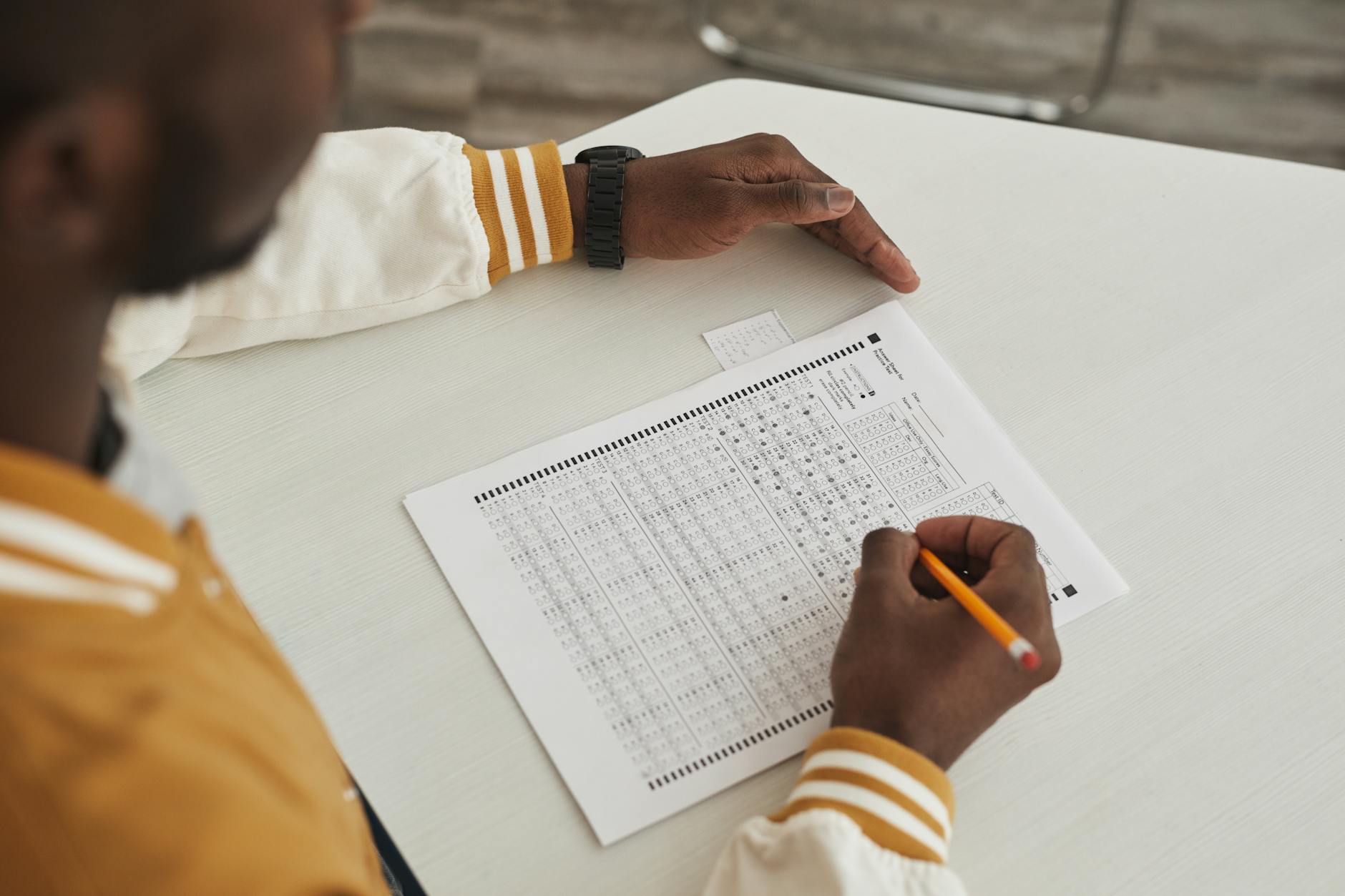 Why Do Expert Assessments Differ From Official Military Claims?