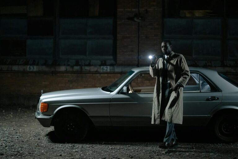 Why Is Everyone Suddenly Searching for the Best AI Tool? - Featured image