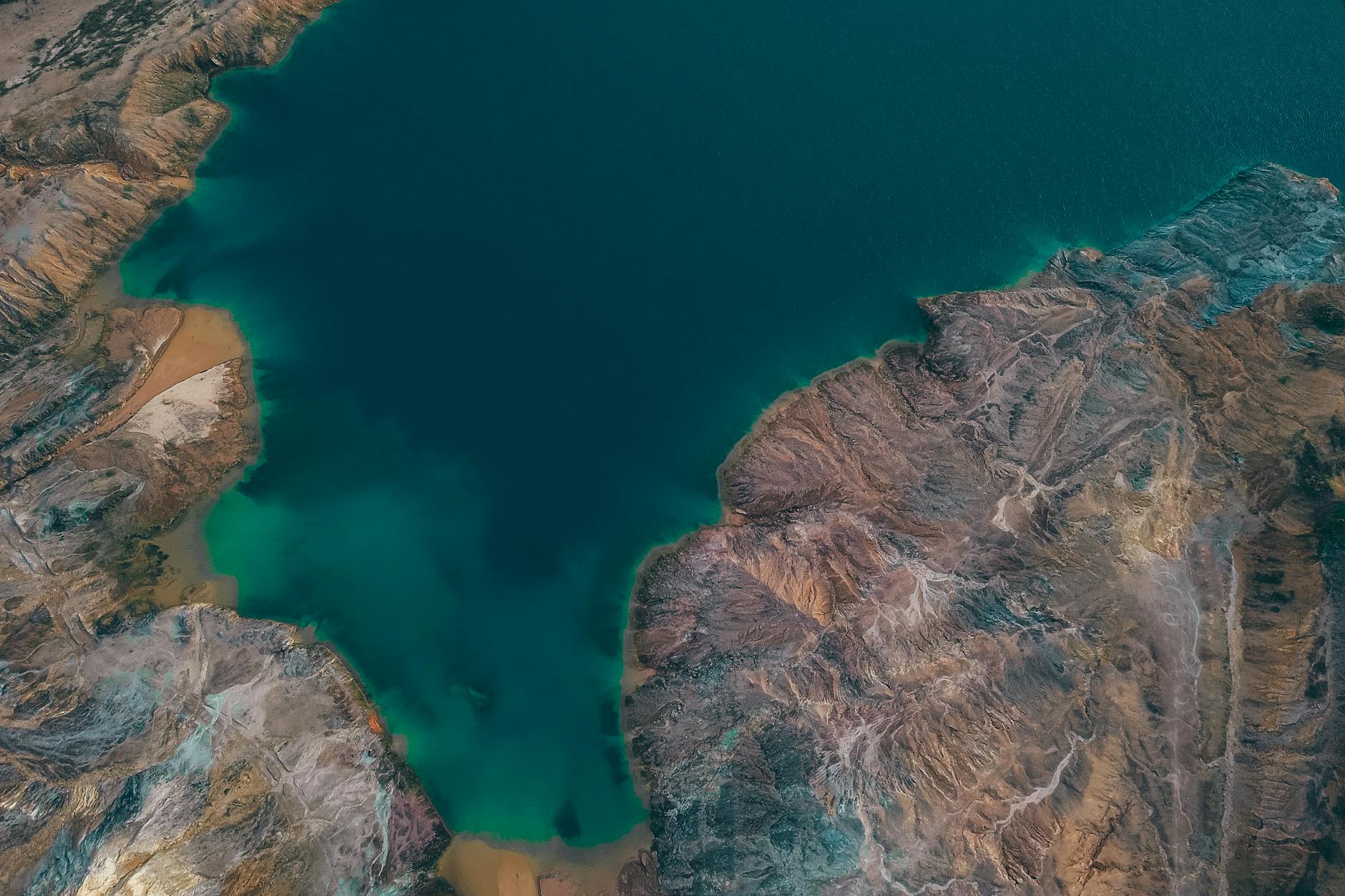 Why Is the Strait of Hormuz Considered a Chokepoint for Global Trade?