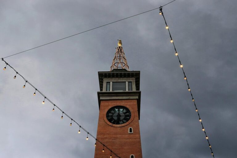 Why Your Doctor May Add Low-Dose Aspirin to Your Cancer Treatment - Featured image