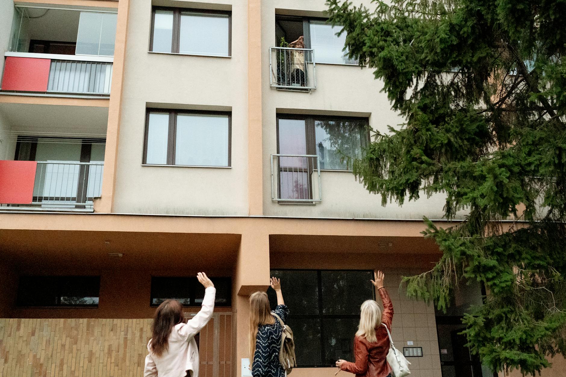 Building and Maintaining Social Connection in Midlife and Beyond