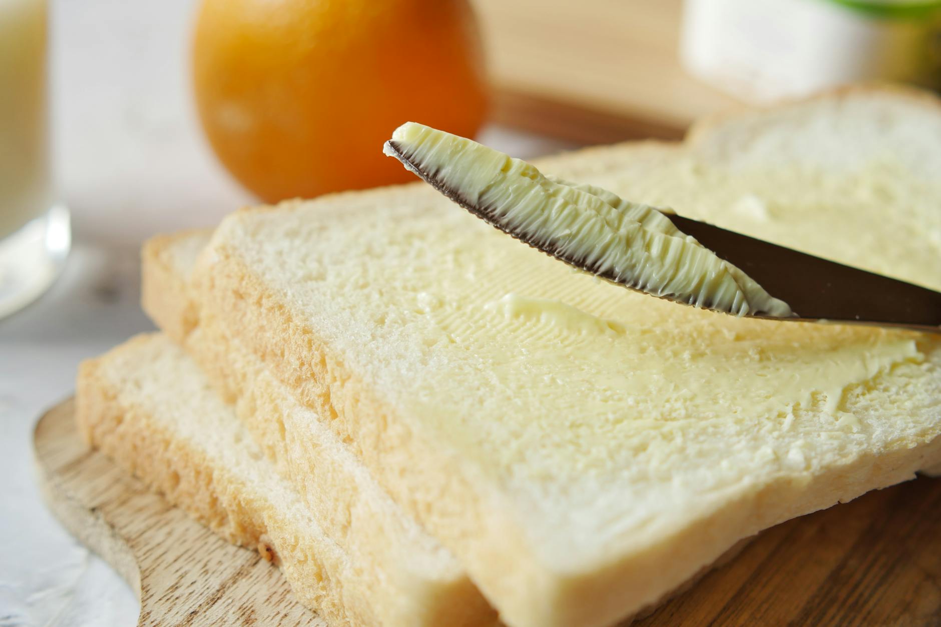 Comparing Margarine to Other Dietary Fat Sources and Brain Health