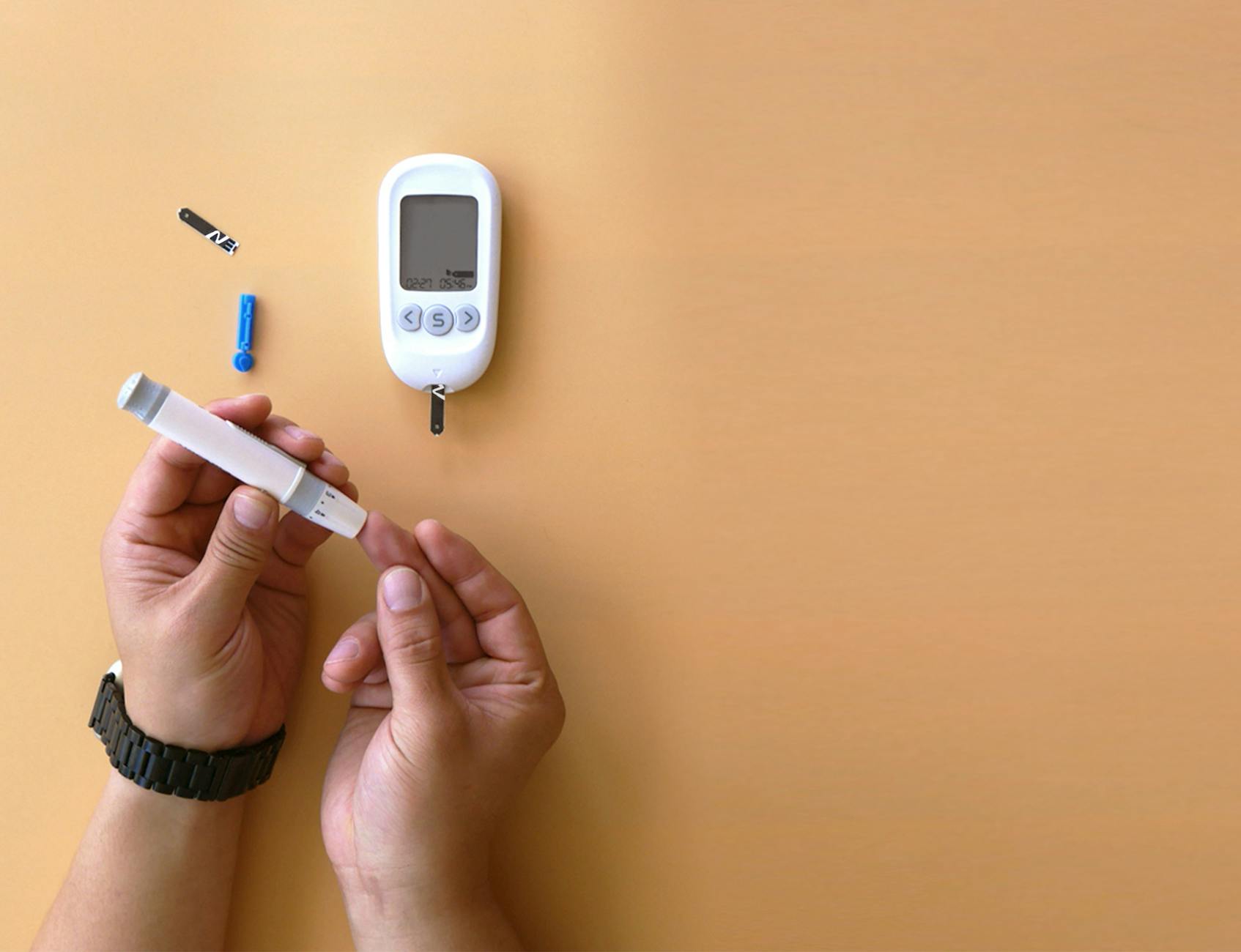 How Blood Sugar Spikes Damage Brain Tissue More Than Steady Medication Can Protect It