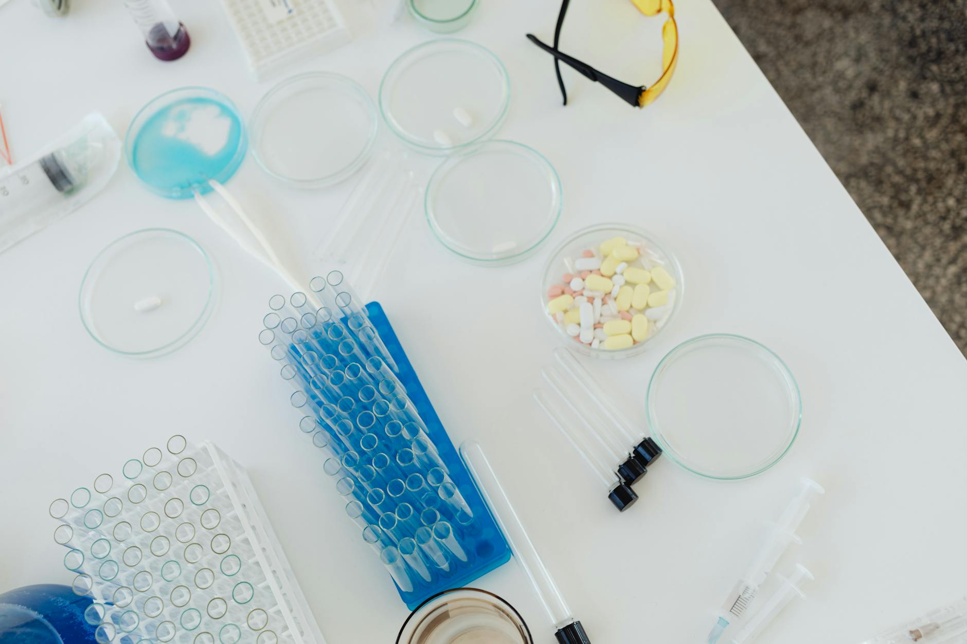 How Do Current Drug Trials Approach Alzheimer's Across Different Disease Stages?