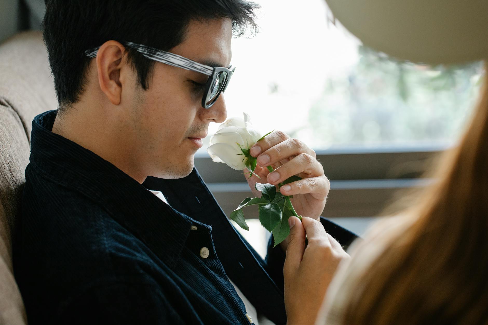How Does Smell Loss in Early Dementia Differ From Age-Related Decline?