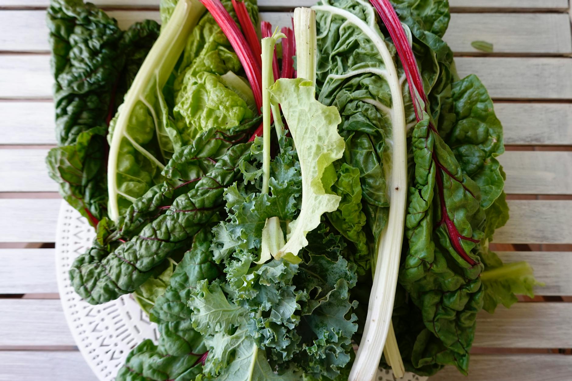 How Does Swiss Chard Compare to Other Leafy Greens for Brain Health?
